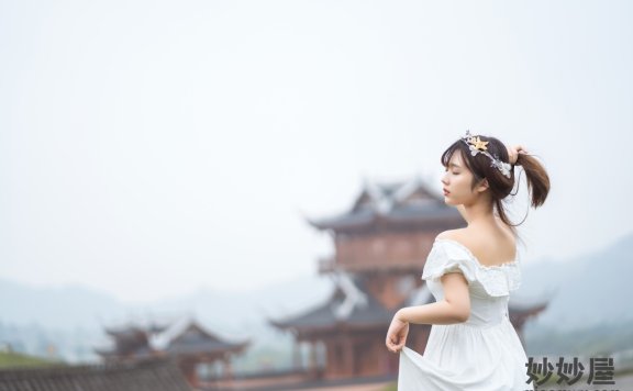 镜酱 私奔之连衣裙 [12P-130PM]