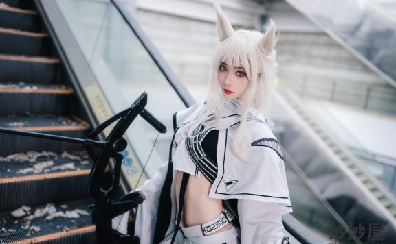 南桃Momoko 白金常服 [17P-34MB]