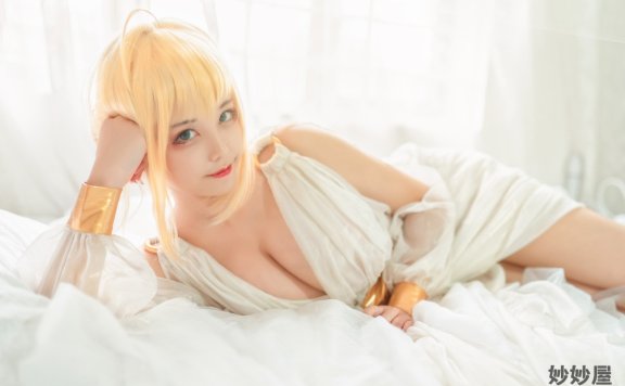 蜜汁猫裘 尼禄睡裙 [10P-138MB]