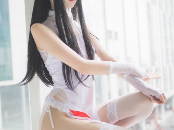 五更百鬼 兔玩映画 白丝旗袍 [19P-76MB]