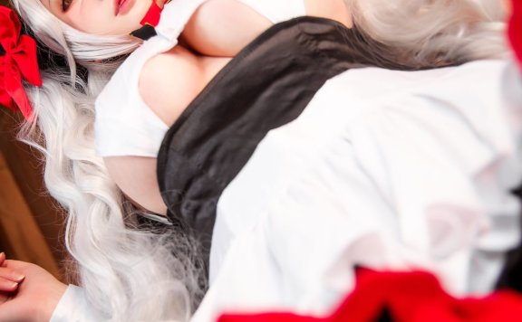 念念_D 碧蓝航线欧根亲王 [24P-47MB]