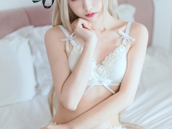 鳗鱼霏儿 穹妹真爱版[21P2V-428MB]