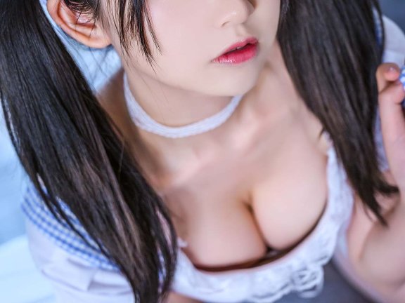 鳗鱼霏儿 蓝白女仆写真电子版珍藏版[32P1V-1.05GB]