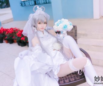 yui金鱼 洛天依婚纱 [8P-64MB]