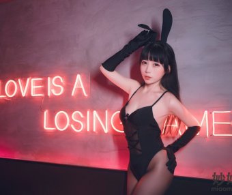 usejan蓝蓝 黑兔[33P-89MB]