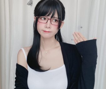 眼酱大魔王w 想喝可乐的OL [30P-109MB]