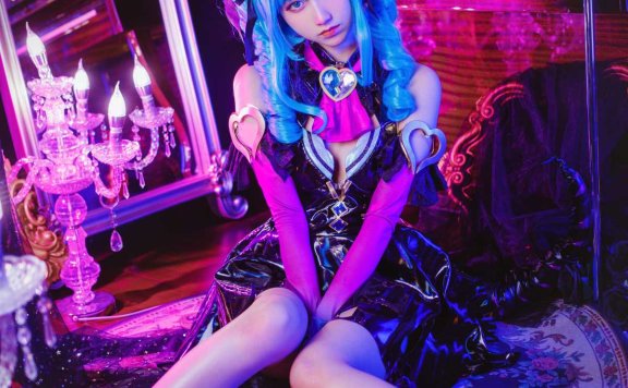 木绵绵OwO miku小恶魔 [19P-221MB]