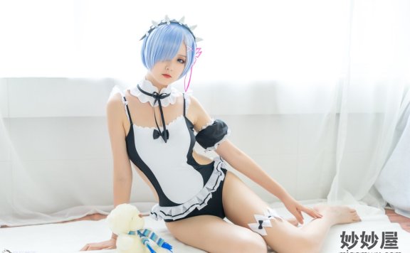 秋楚楚 蕾姆夏日泳装[46P-492MB]