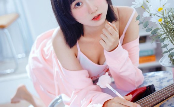 木绵绵OwO 贝斯与妹妹 [53P-403MB]