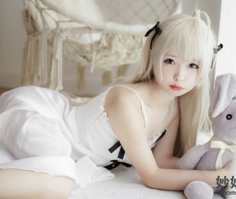 十万珍吱伏特 穹妹白裙 [25P-244MB]