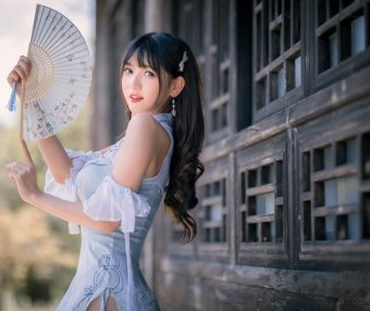 陆卿卿 蓝色旗袍 [24P-103MB]