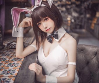 衣衣 加藤惠兔女郎 [52P-111MB]