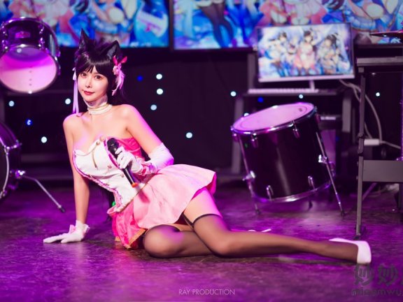 亚马逊鲶鱼 打歌服 [13P2V-42MB]