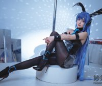 rioko凉凉子 花园兔女郎 [42P5V-687MB]