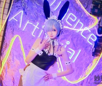 封疆疆v 蕾姆兔女郎 [18P-212MB]