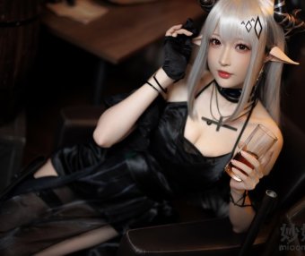 南宫 泥岩COS礼服 [21P-301MB]