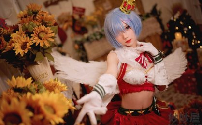 花柒Hana 圣诞蕾姆cos正片 [22P-68MB]