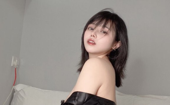 七月喵子 回家的诱惑 [46P-77MB]