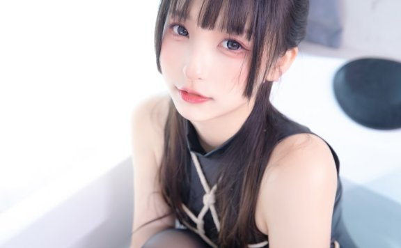 神楽坂真冬 夏日戏水 [75P-205MB]