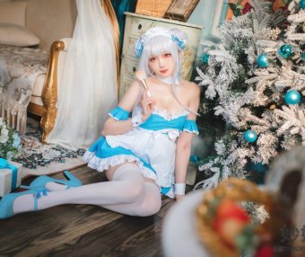 瓜希酱 碧蓝航线 小天鹅女仆 [22P-100MB]