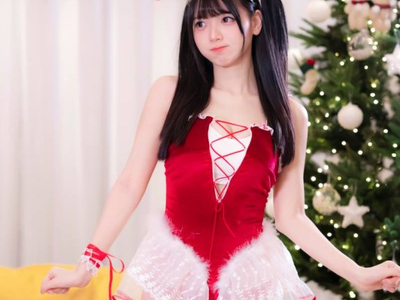 陆卿卿 圣诞写真 [19P-19MB]